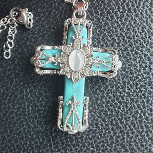 Ladies Turquoise & Silver Cross Necklace